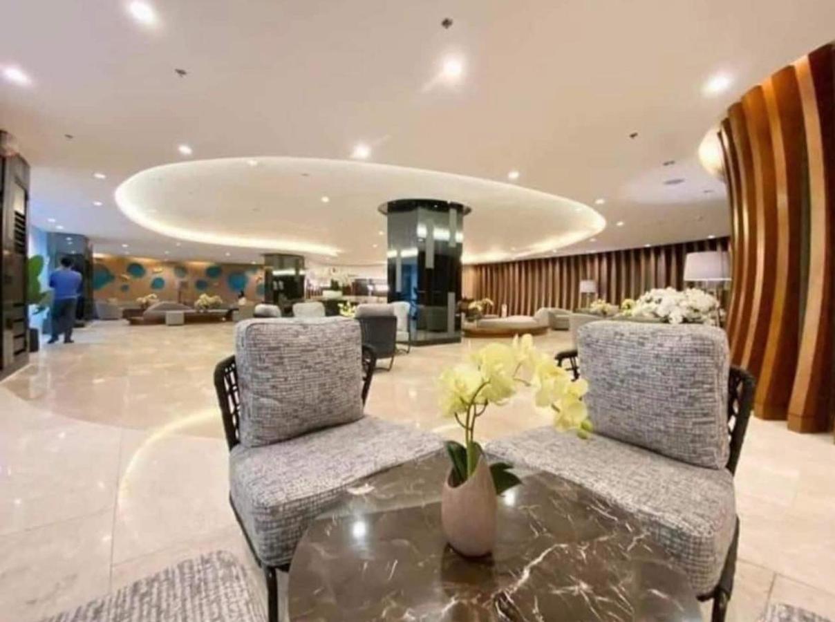 Deluxe Suites Razelles 2 At Shore 2 Residences Tower 1 帕赛 外观 照片