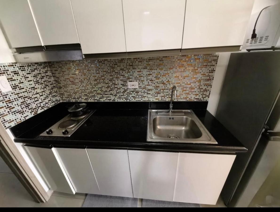 Deluxe Suites Razelles 2 At Shore 2 Residences Tower 1 帕赛 外观 照片