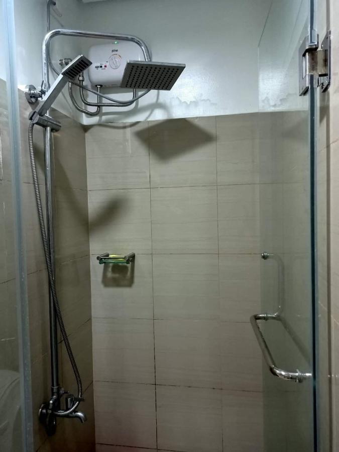 Deluxe Suites Razelles 2 At Shore 2 Residences Tower 1 帕赛 外观 照片