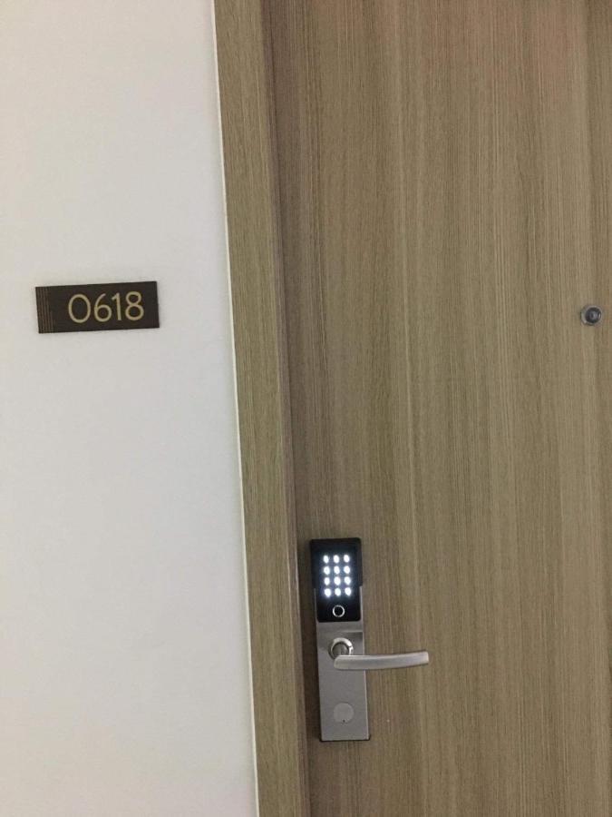 Deluxe Suites Razelles 2 At Shore 2 Residences Tower 1 帕赛 外观 照片