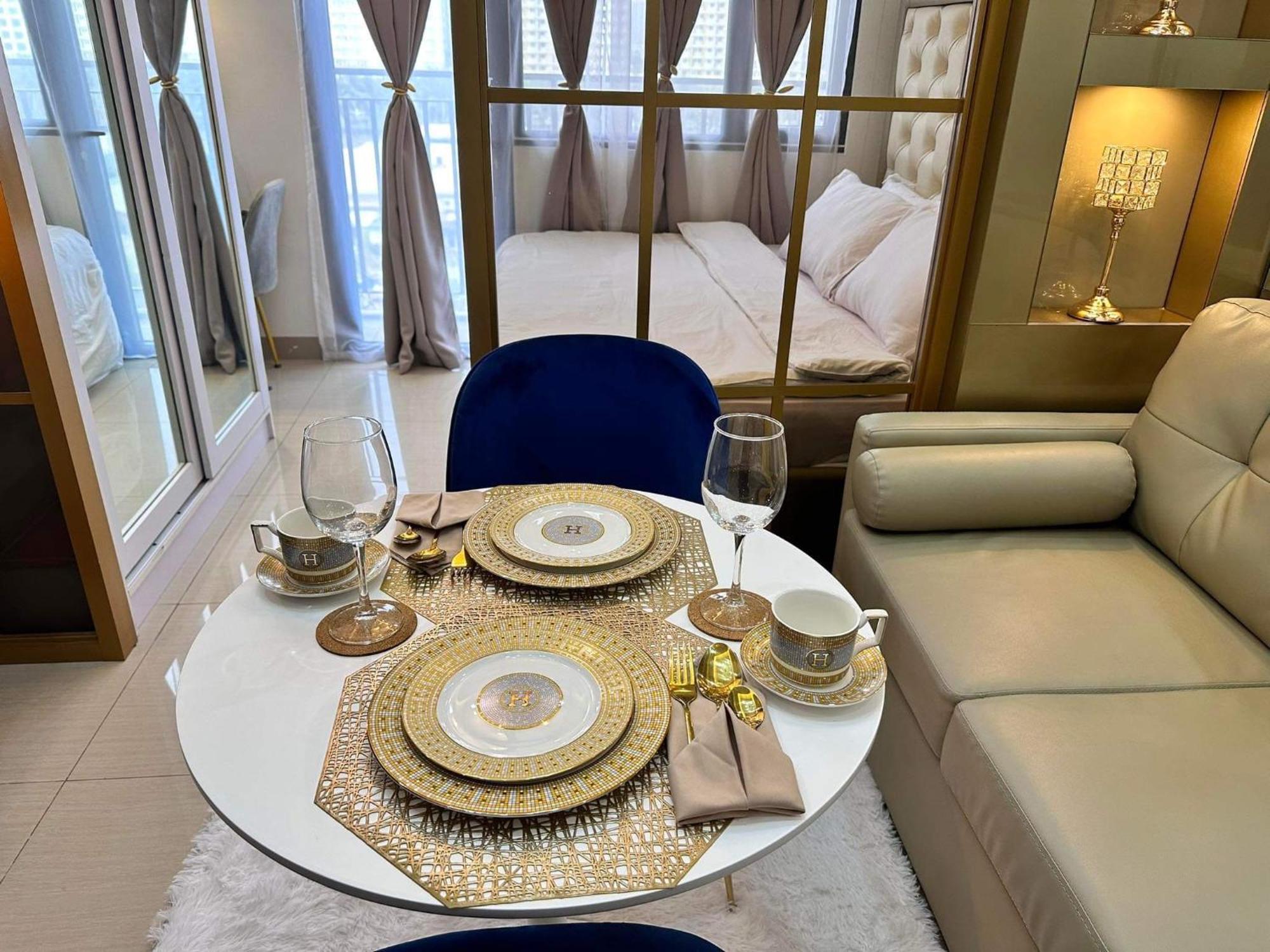 Deluxe Suites Razelles 2 At Shore 2 Residences Tower 1 帕赛 外观 照片